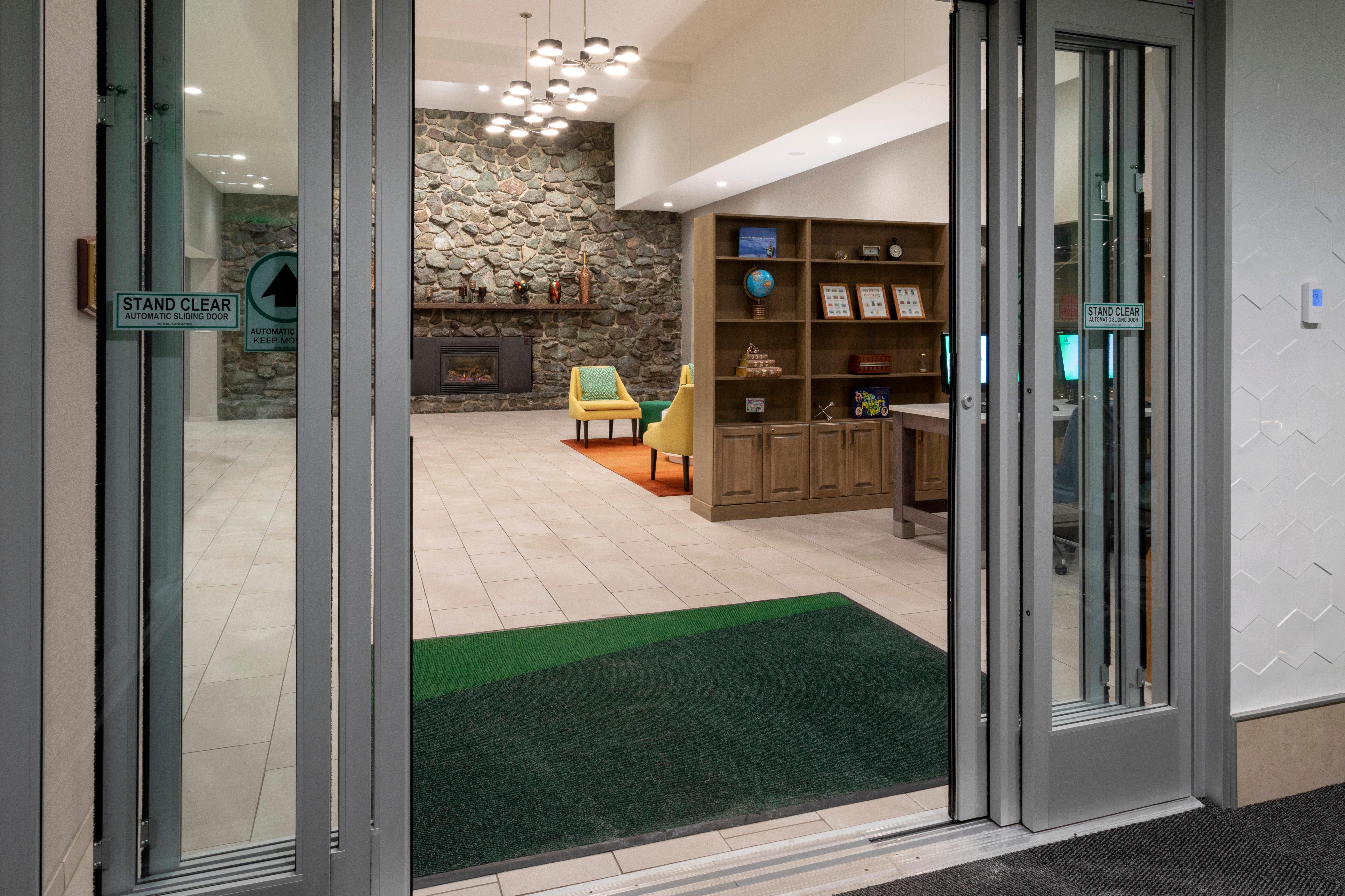 Holiday Inn Marquette By Ihg מראה חיצוני תמונה