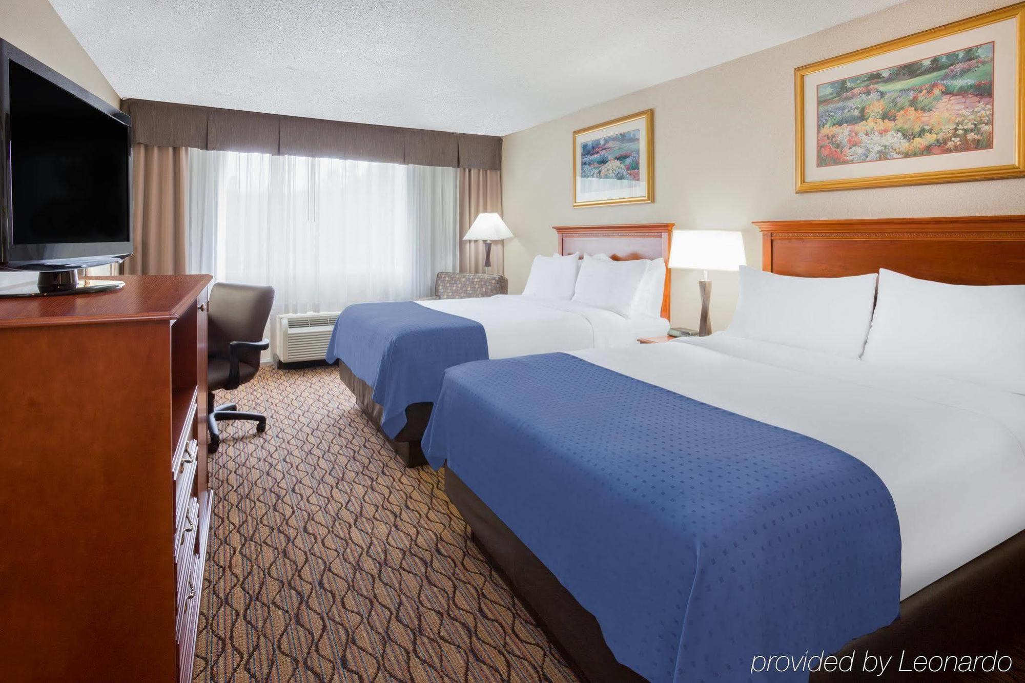 Holiday Inn Marquette By Ihg מראה חיצוני תמונה